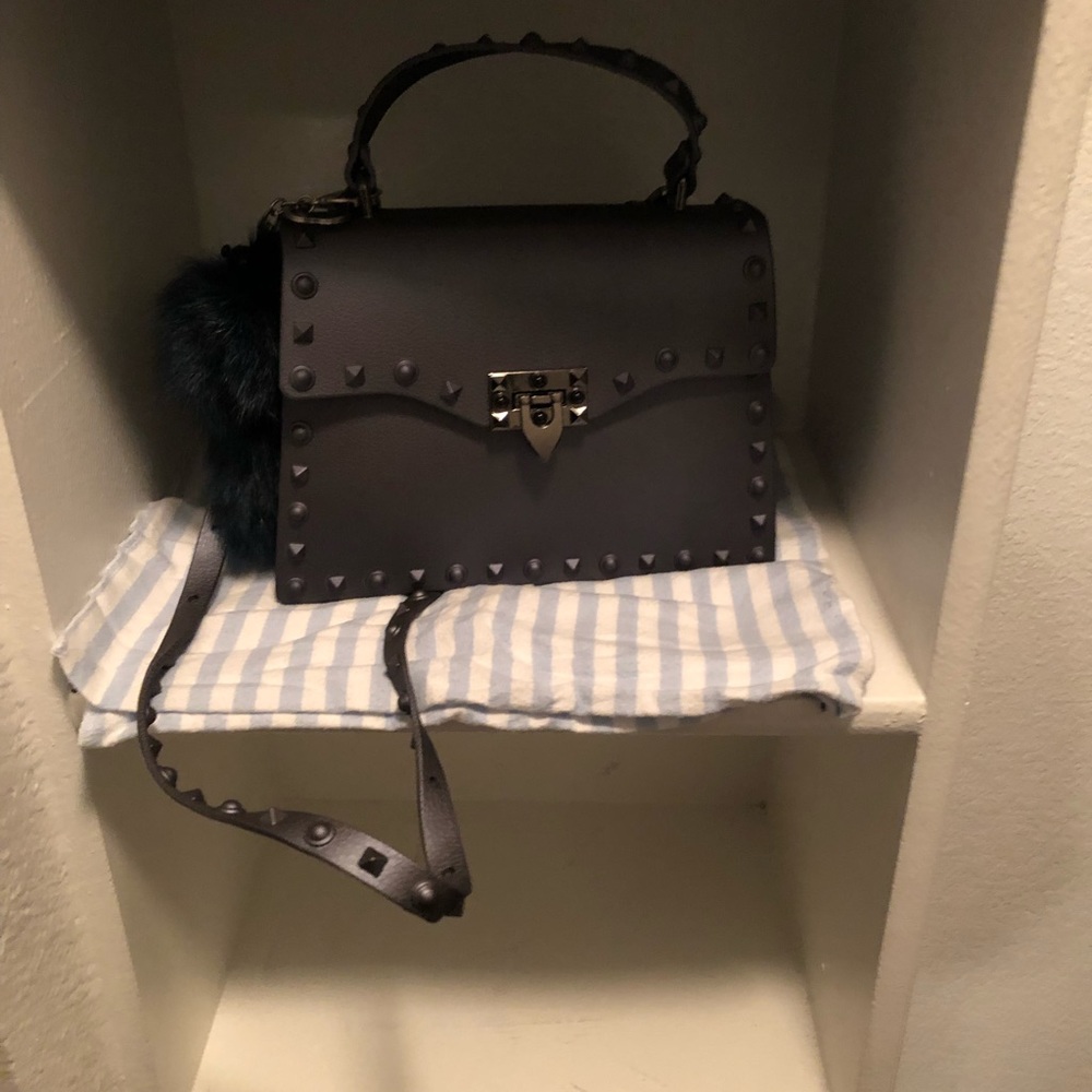 Grey sequined mini strapped purse
